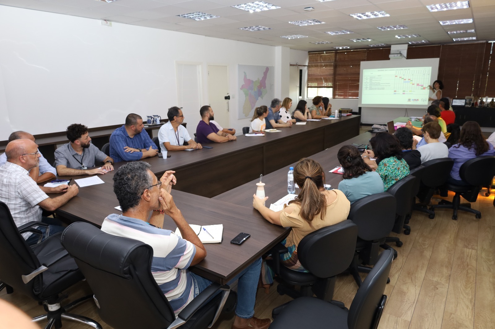 Comissão nomeada pelo prefeito Marcelo Oliveira