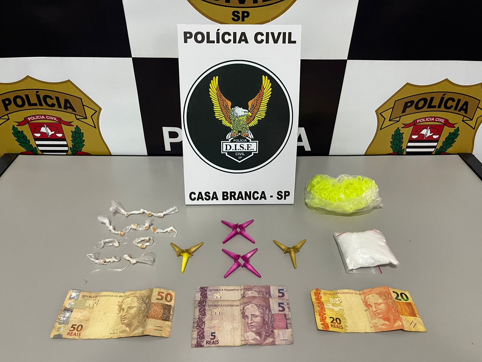 Um maior e dois menores são surpreendidos pela DISE traficando drogas em Tambaú