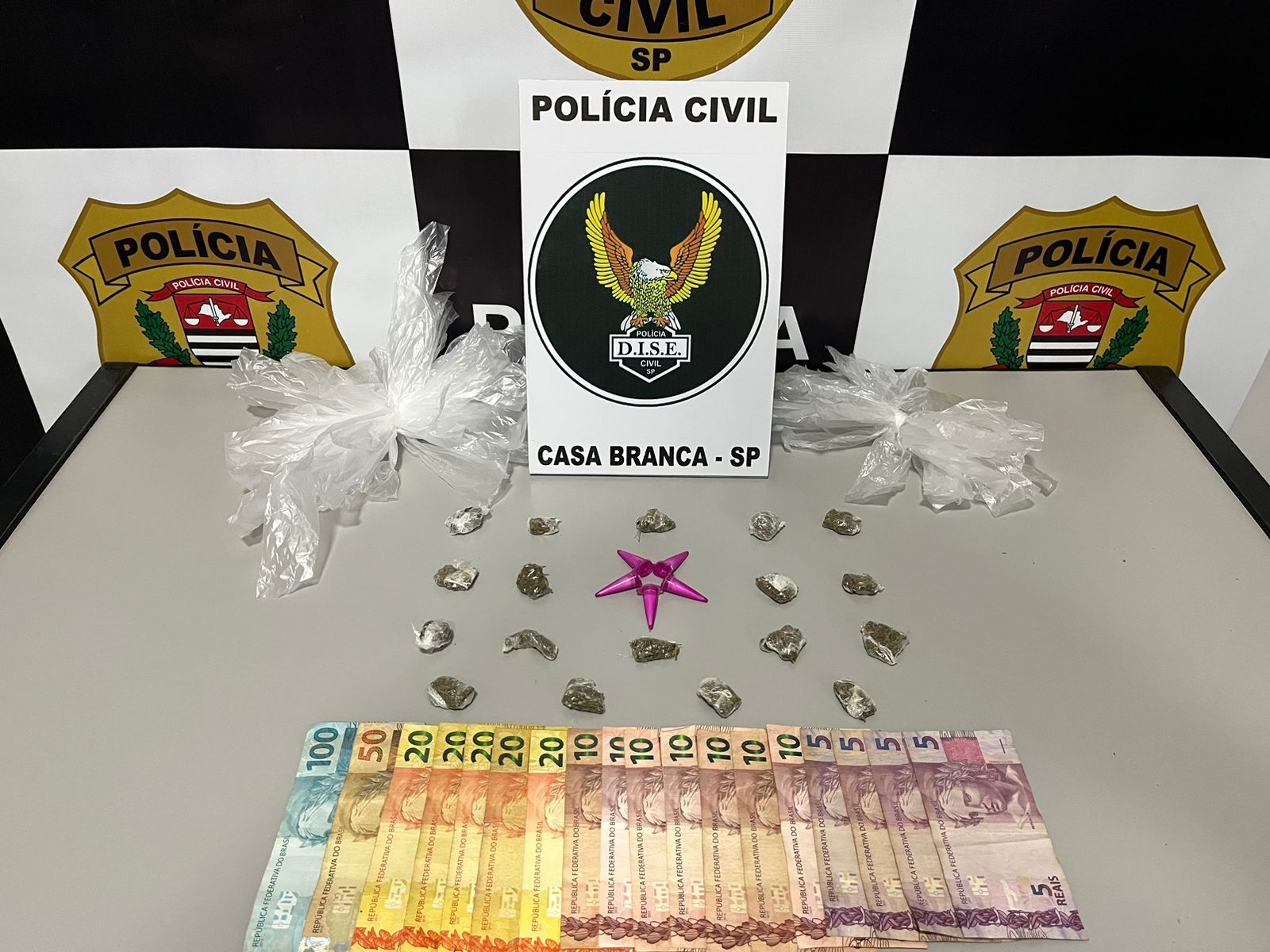 DISE surpreende quarteto traficando drogas na Vila Santa Rosa em Mococa