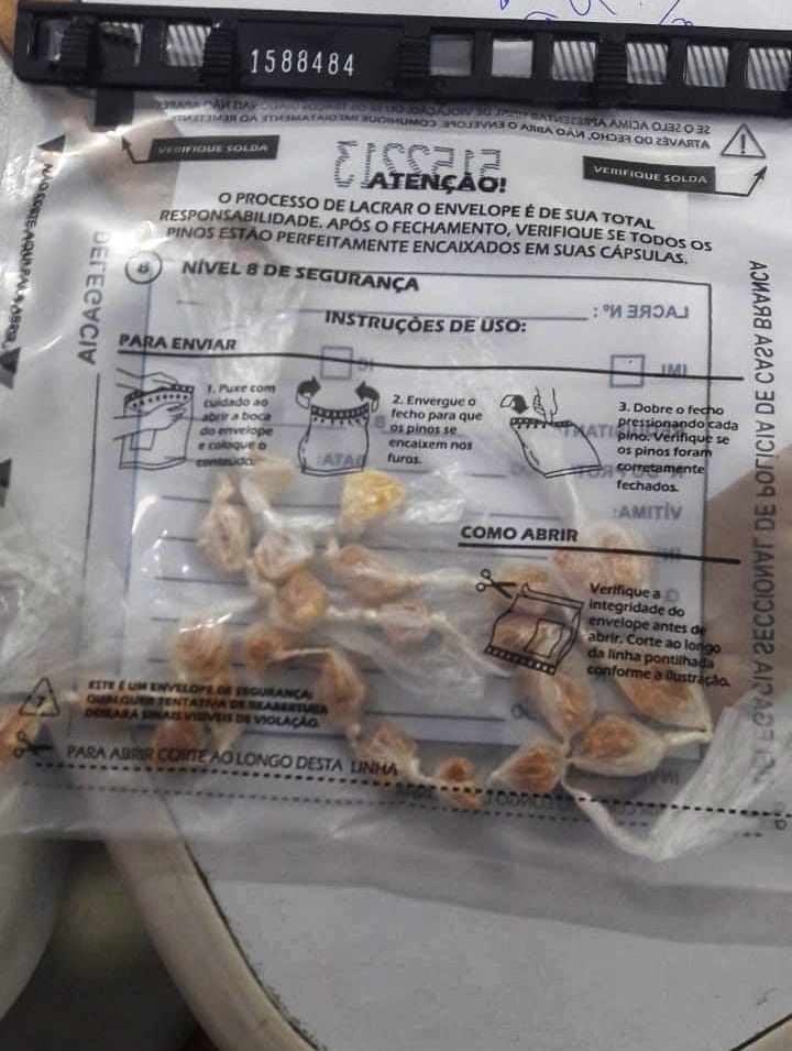 POLÍCIA DETÉM SUSOEITO DE TRÁFICO DE DROGAS APÓS PERSEGUIÇÃO EM MOCOCA