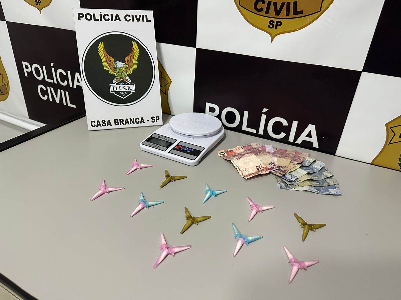 DISE PRENDE HOMEM POR TRÁFICO DE DROGAS NA VILA SANTA ROSA EM MOCOCA