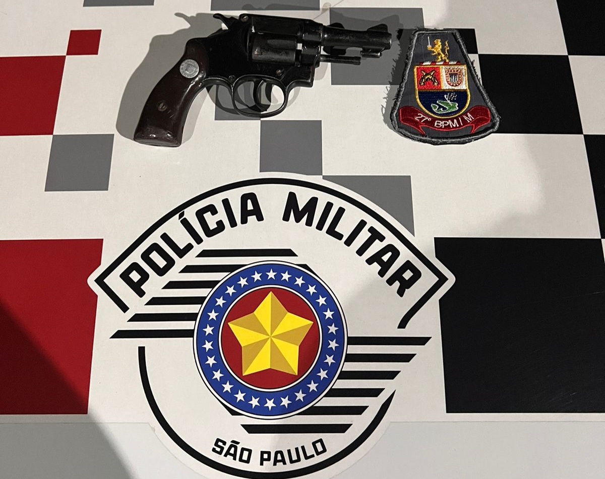 POLICIA MILITAR PRENDE DOIS HOMENS ARMADOS EM SÃO PAULO  