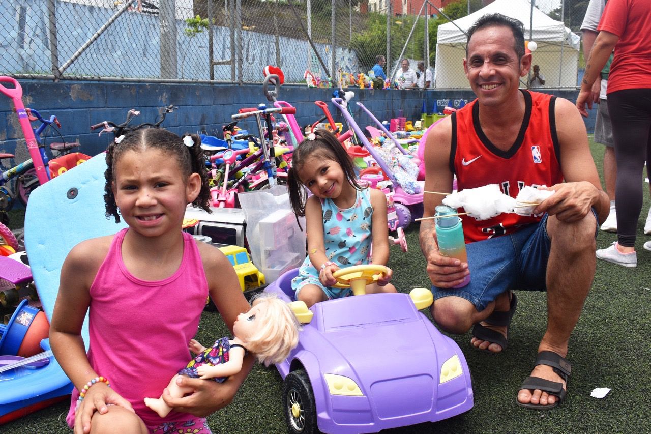SEMASA ANTECIPA PRESENTES DE NATAL PARA MAIS DE 300 FAMÍLIAS DO JARDIM SANTO ANDRÉ