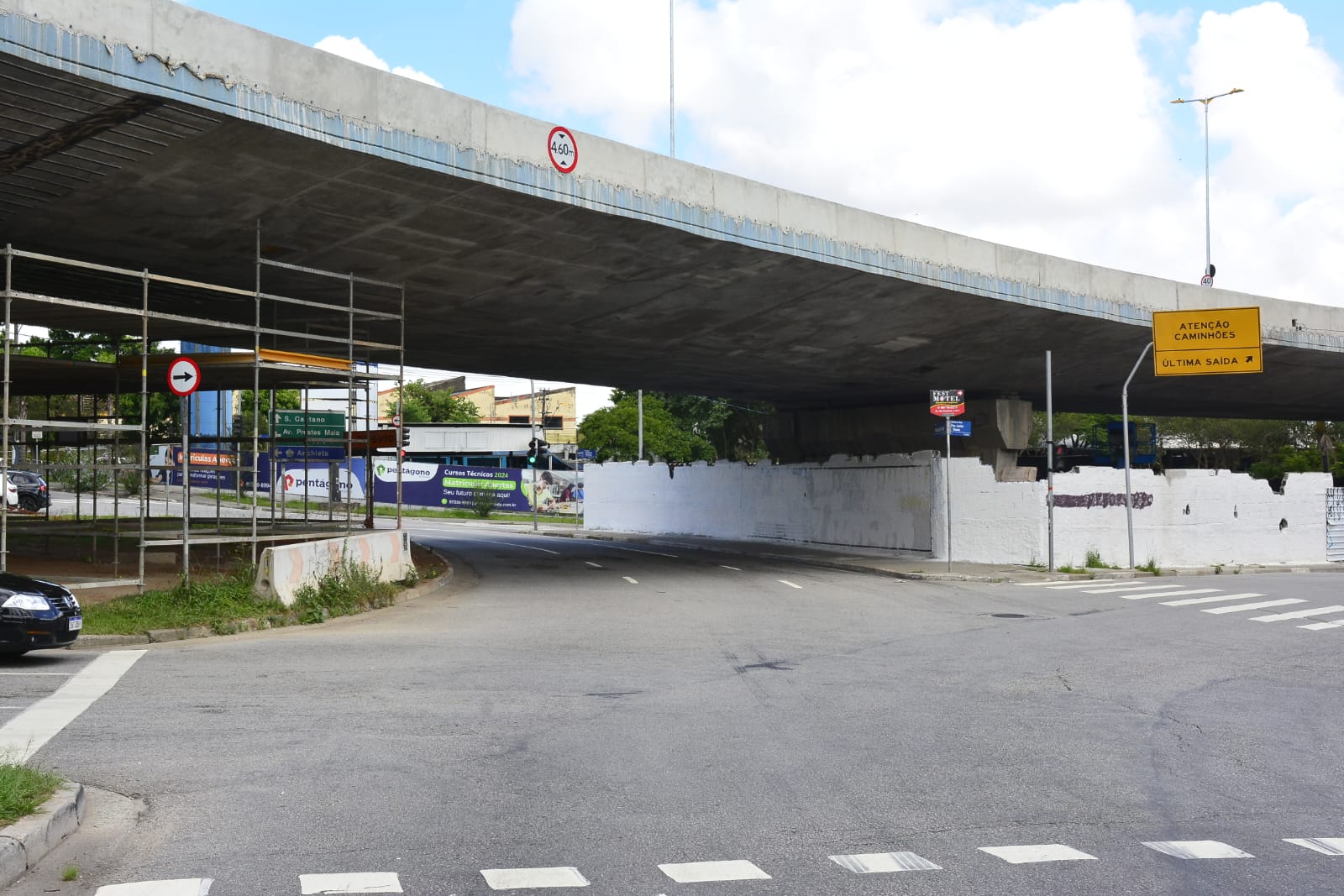 SANTO ANDRÉ INTERDITA TRECHO DA AVENIDA INDUSTRIAL PARA OBRAS NO VIADUTO CASTELO BRANCO