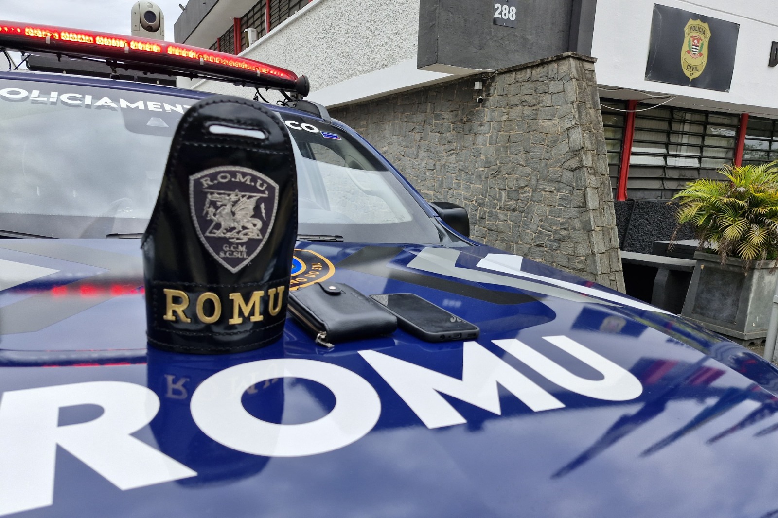 CGE DE SÃO CAETANO AUXILIA GCM A PRENDER HOMEM POR FURTO