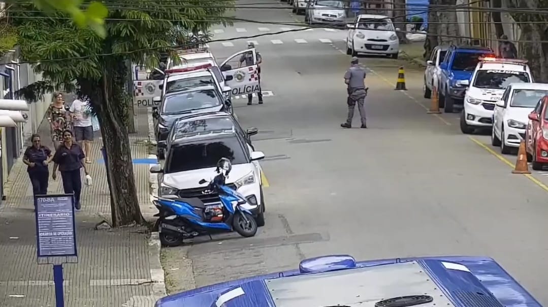 PM UTILIZA IMAGENS DE VIDEOMONITORAMENTO DO CGE DE SÃO CAETANO E APREENDE VEÍCULO UTILIZADO EM FURTOS NA CIDADE