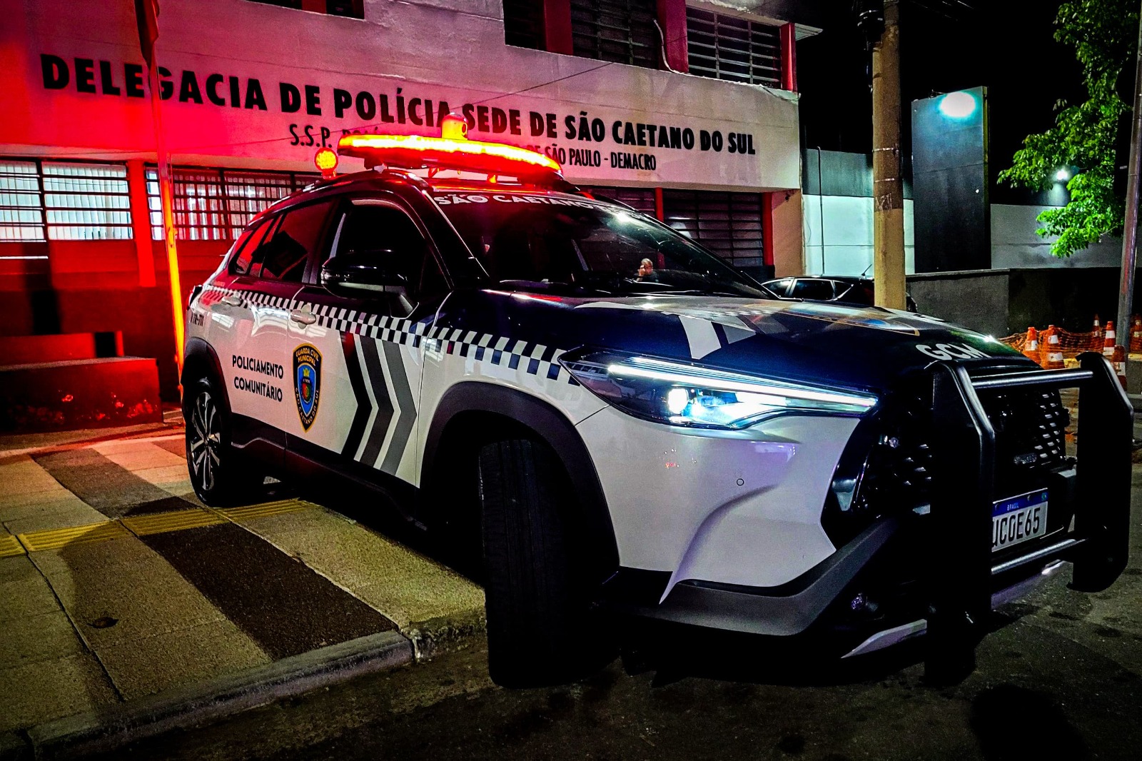 GCM DE SÃO CAETANO PRENDE HOMEM POR FURTO DE FIAÇÃO ELÉTRICA NO BAIRRO SANTO ANTÔNIO