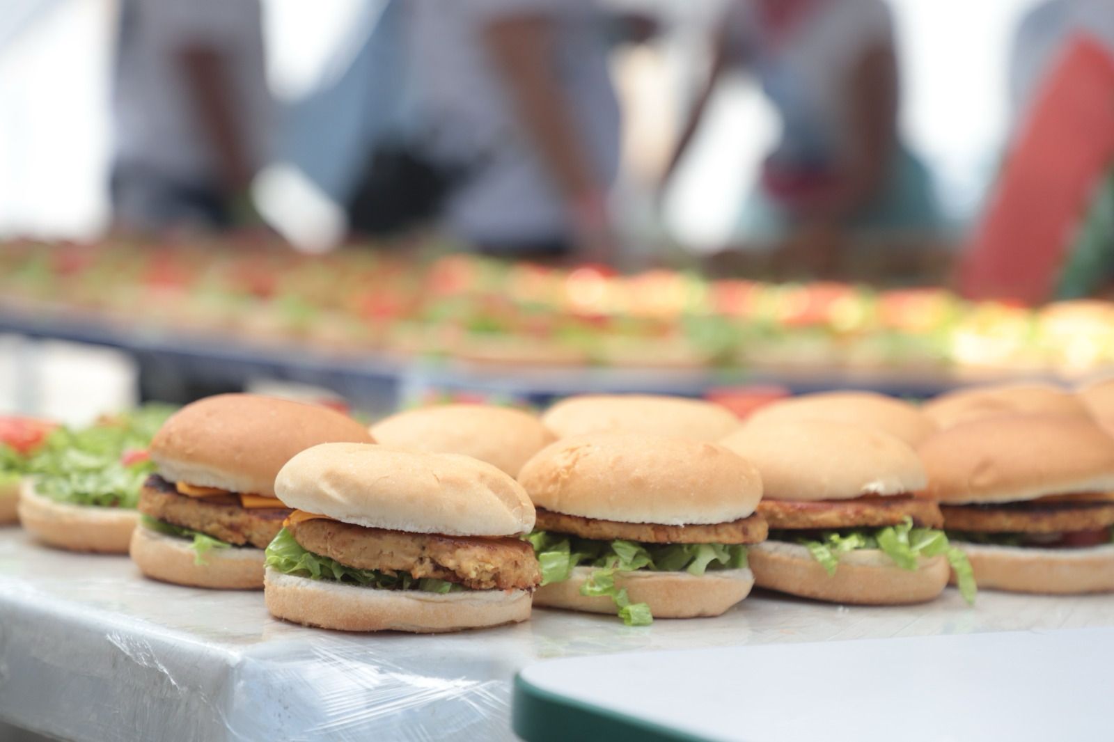SANTO ANDRÉ INICIA PREPARATIVOS PARA PRIMEIRA HAMBURGADA DO BEM