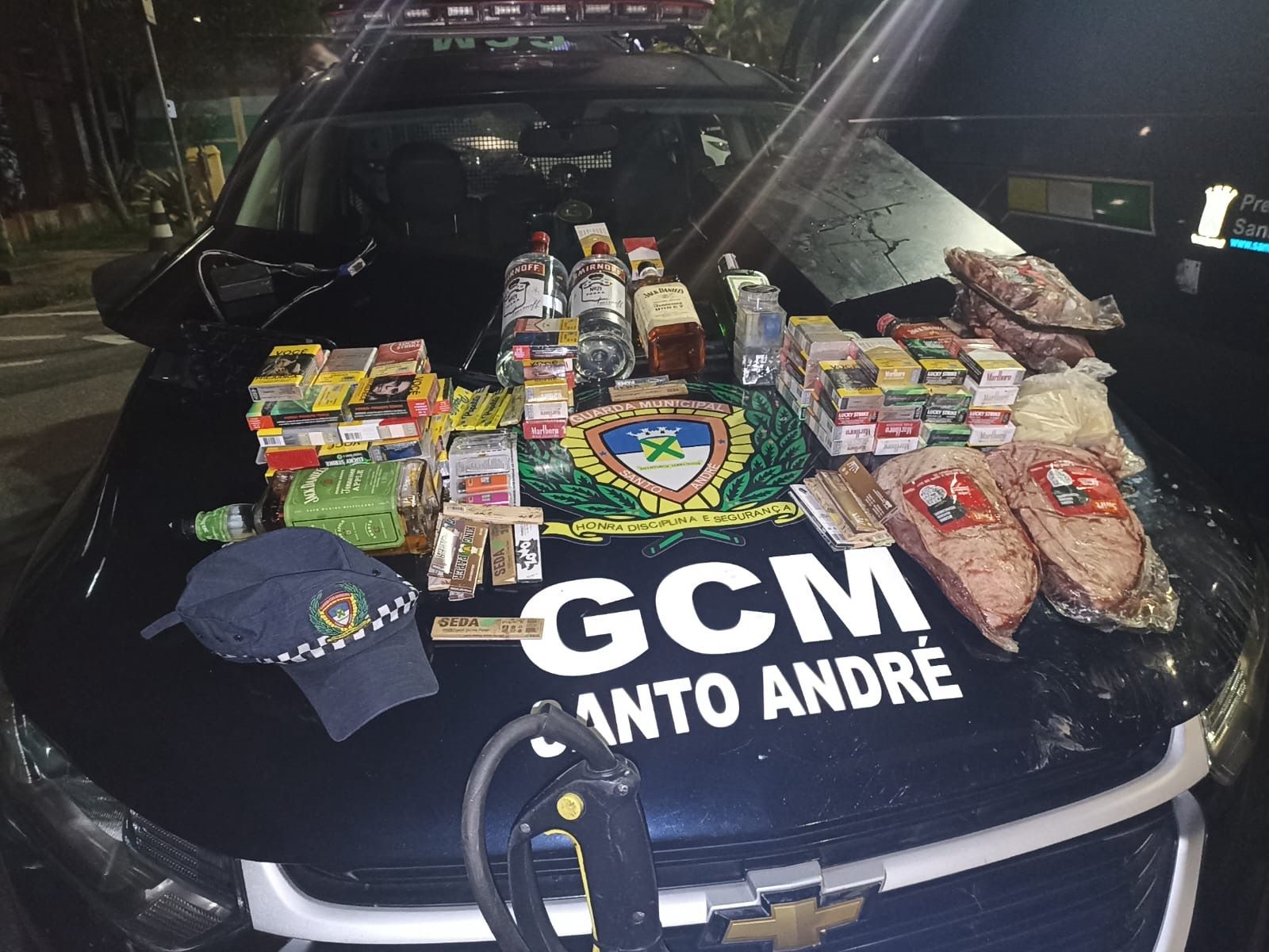 GCM DE SANTO ANDRÉ PRENDE TRIO QUE FURTOU CERVEJARIA NO BAIRRO SANTA MARIA