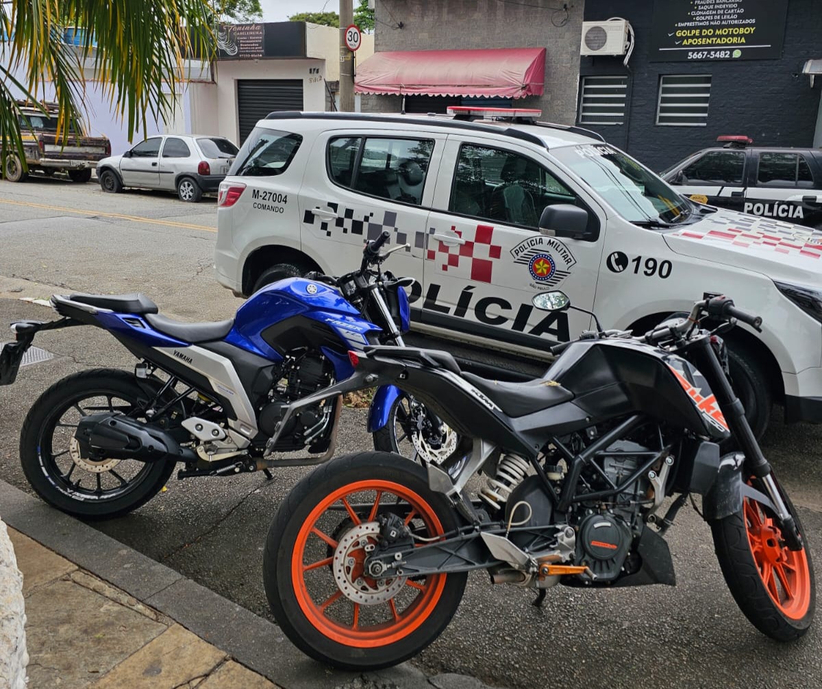 POLICIAIS MILITARES PRENDEM INDIVÍDUO POR ROUBO E RECUPERA DUAS MOTOS