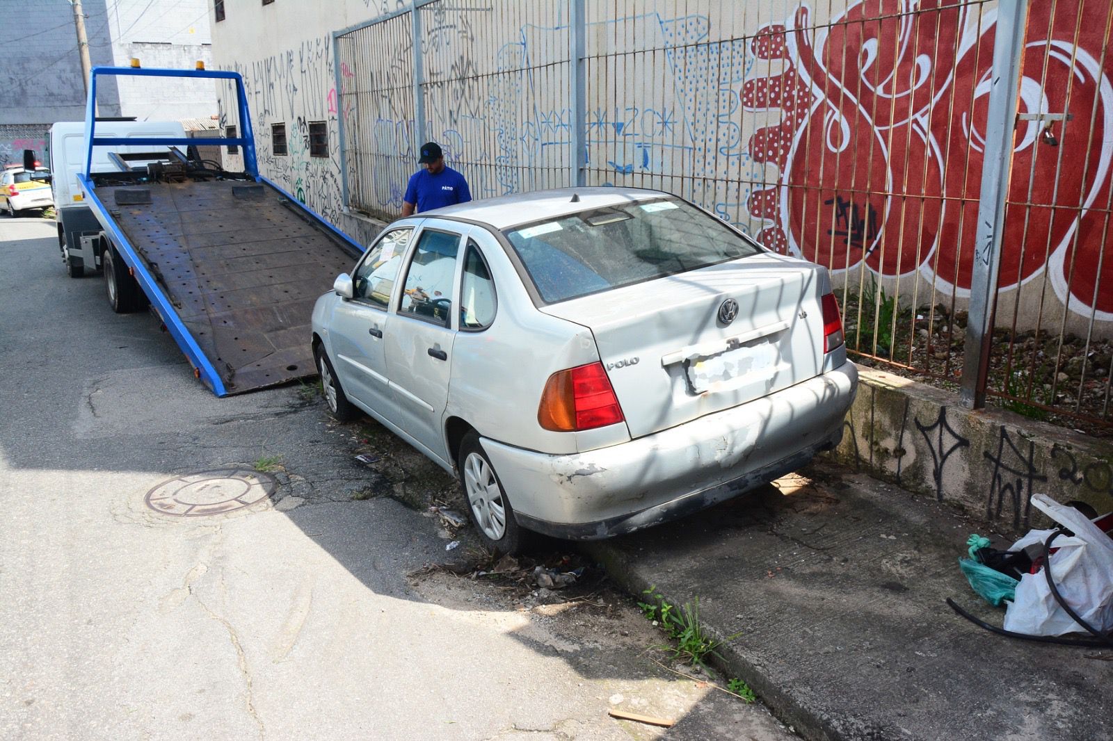 SANTO ANDRÉ NOTIFICA 305 DONOS DE VEÍCULOS ABANDONADOS NAS RUAS NO PRIMEIRO TRIMESTRE DESTE ANO