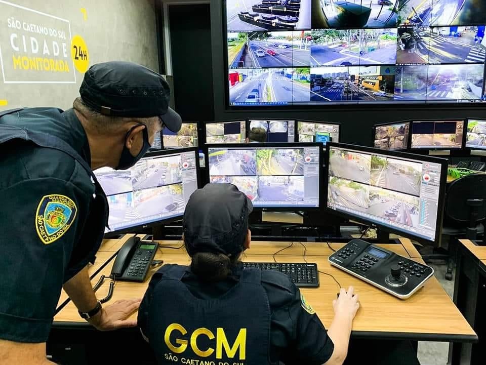 CGE DE SÃO CAETANO ENVIA ALERTA E GCM APREENDE VEÍCULO CLONADO