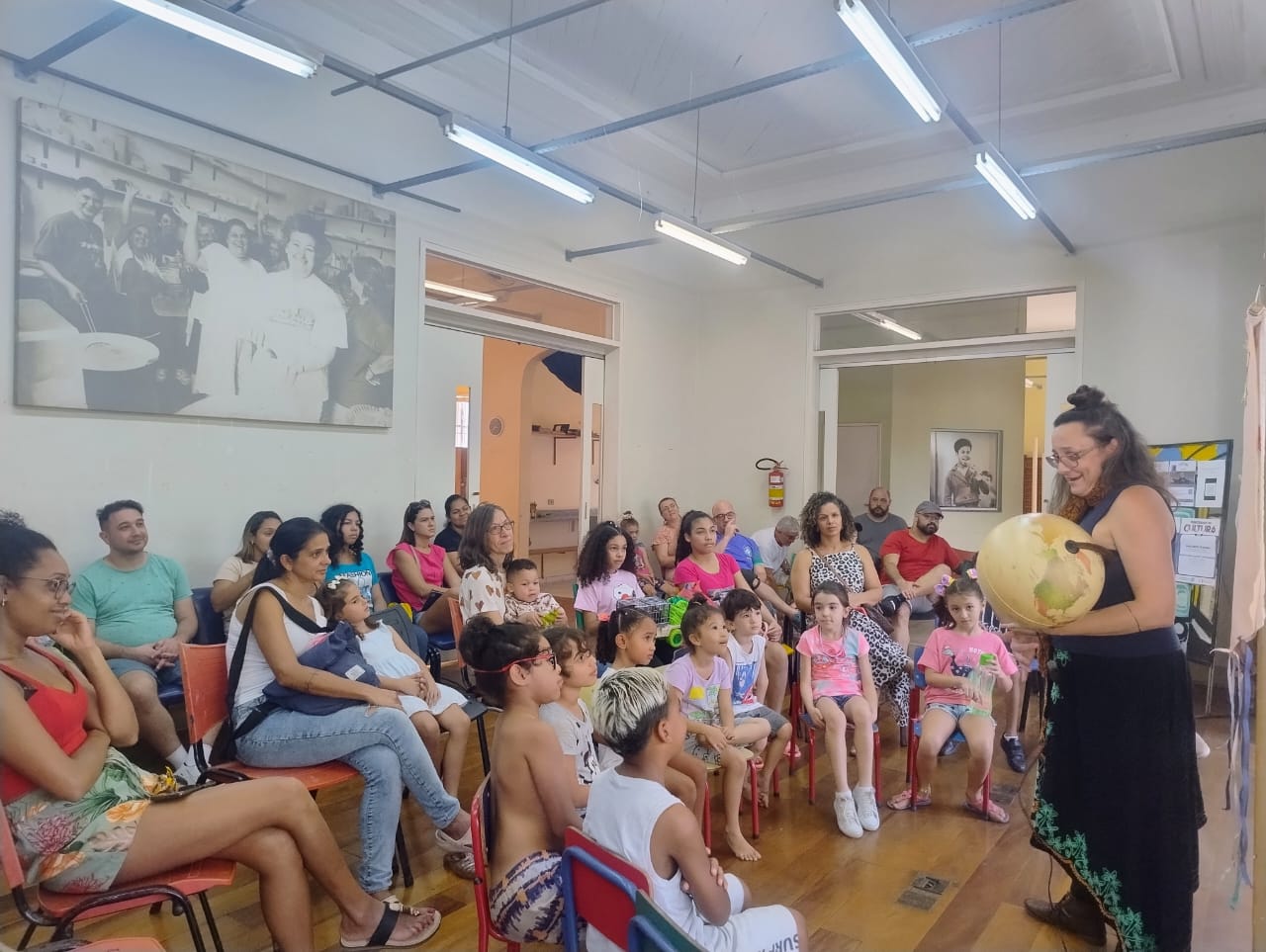 Escola Municipal de Iniciação Artística promove sábado de atividades abertas para a população