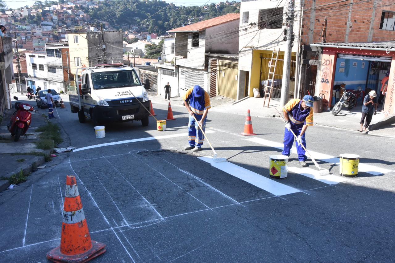 Santo André requalifica sinalização viária na Rua Gregório de Matos
