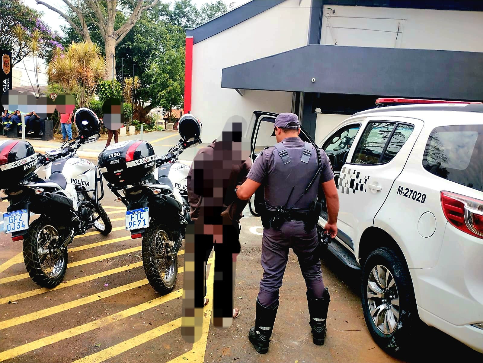 ROUBO DE CARGA AVALIADA EM 15 MIL REAIS É INTERCEPTADO PELA POLÍCIA MILITAR 