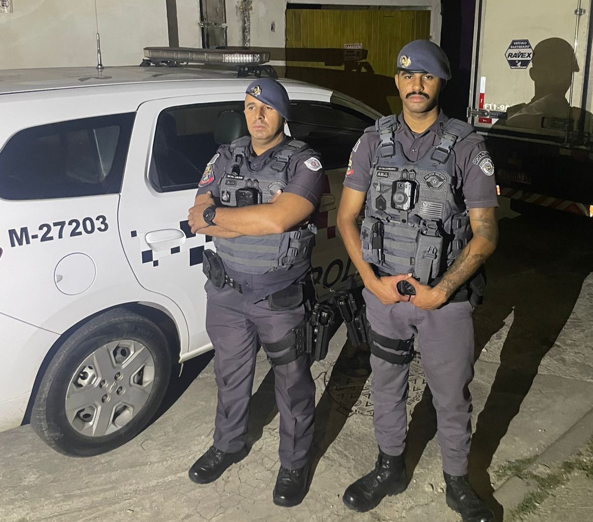 POLÍCIA MILITAR LIBERTA REFÉM,  RECUPERA CARGA ROUBADA E PRENDE CRIMINOSO NA ZONA SUL DE SÃO PAULO