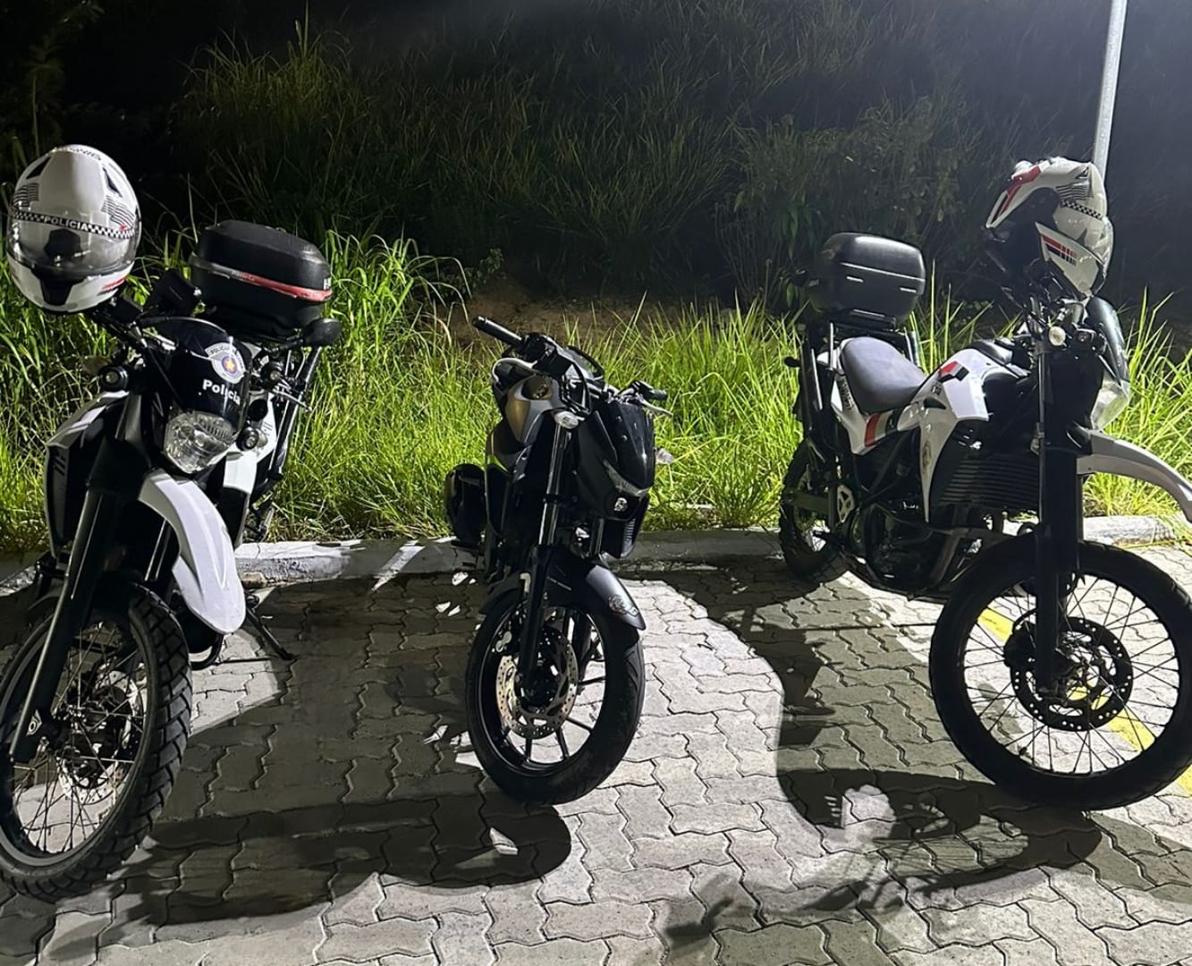 POLICIAIS MILITARES DA ROCAM DE DIADEMA RECUPERAM MOTOCICLETA ROUBADA EM PODER DE ADOLESCENTE INFRATOR