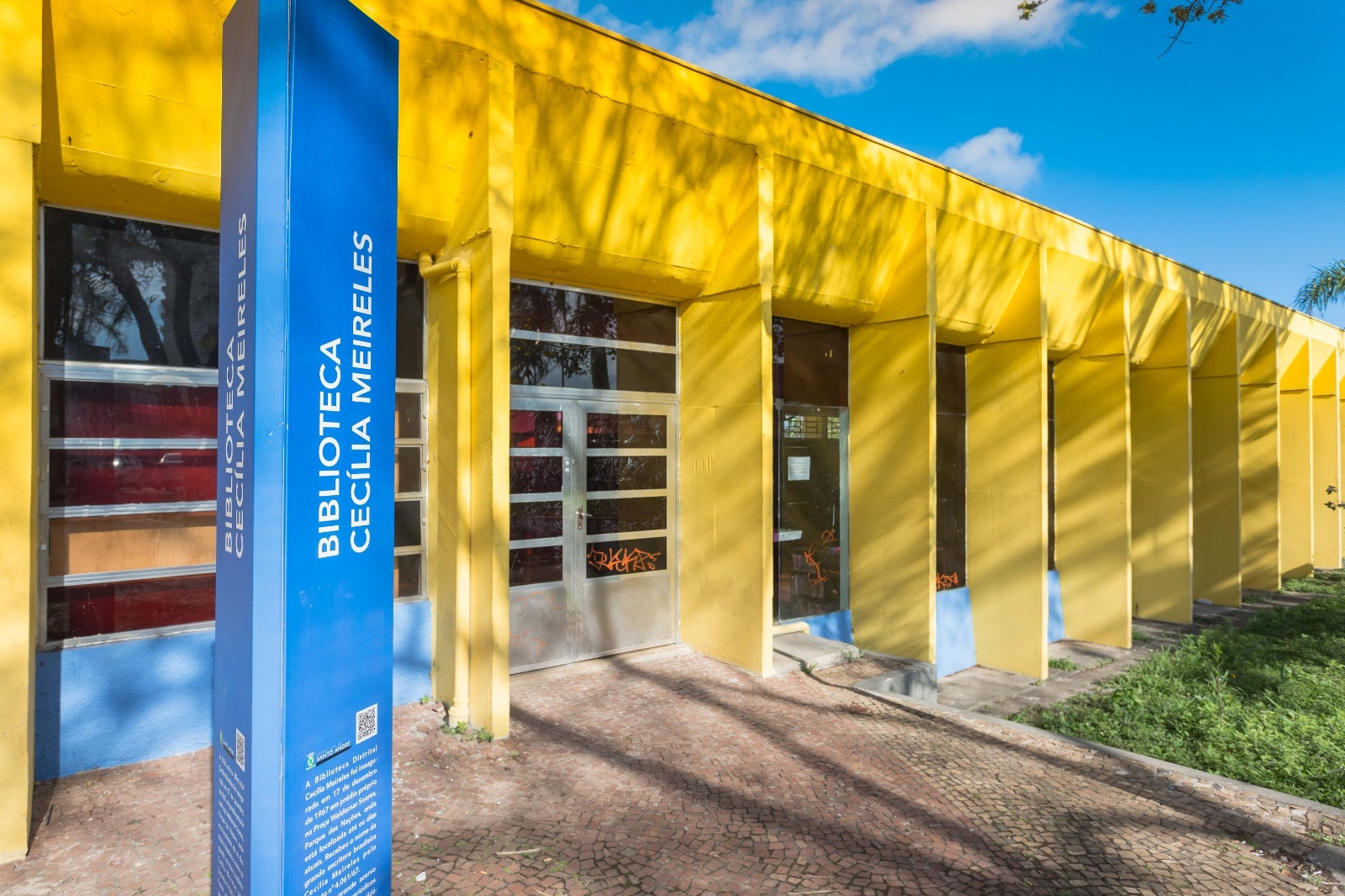Biblioteca Cecília Meireles promove sarau no sábado