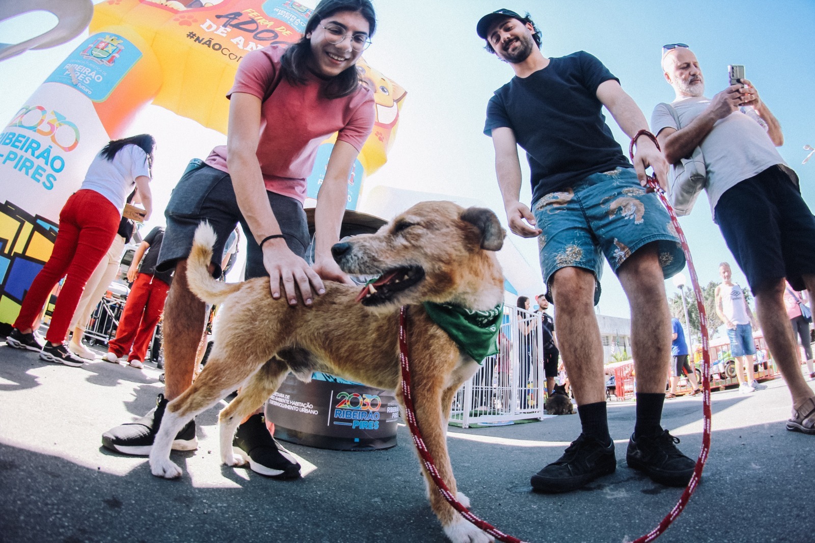 15º Festival do Chocolate promove troca de garrafas por ração