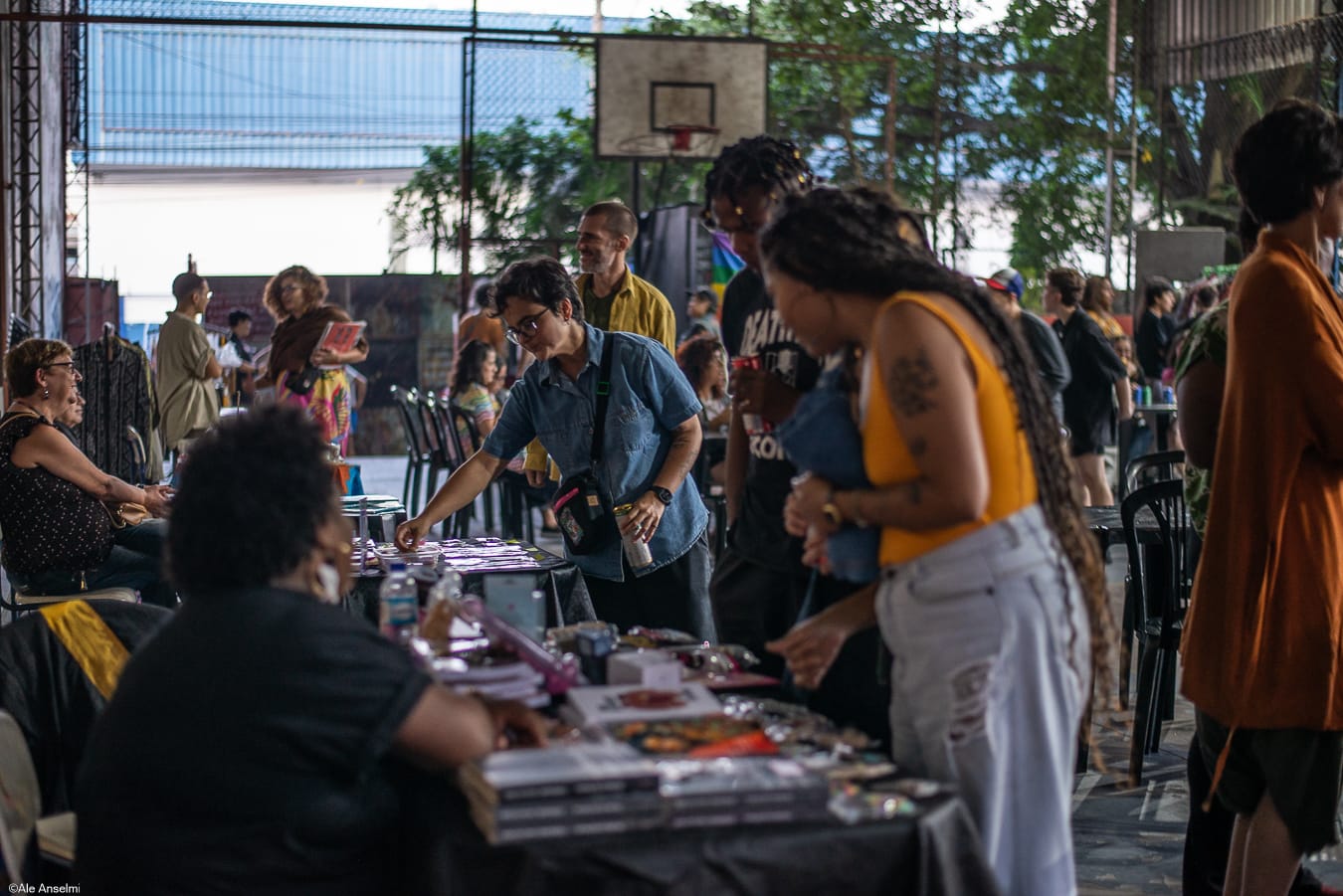 Cine Theatro Carlos Gomes recebe na sexta sarau e feira empreendedora Ocupa Sapatão