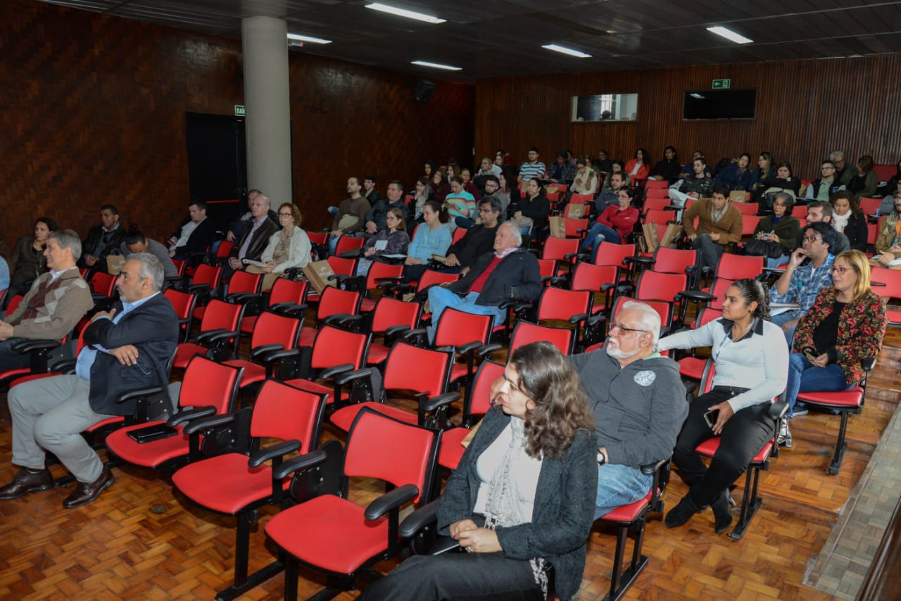 Santo André oferece cursos, plantões e mutirões para editais da Política Nacional Aldir Blanc