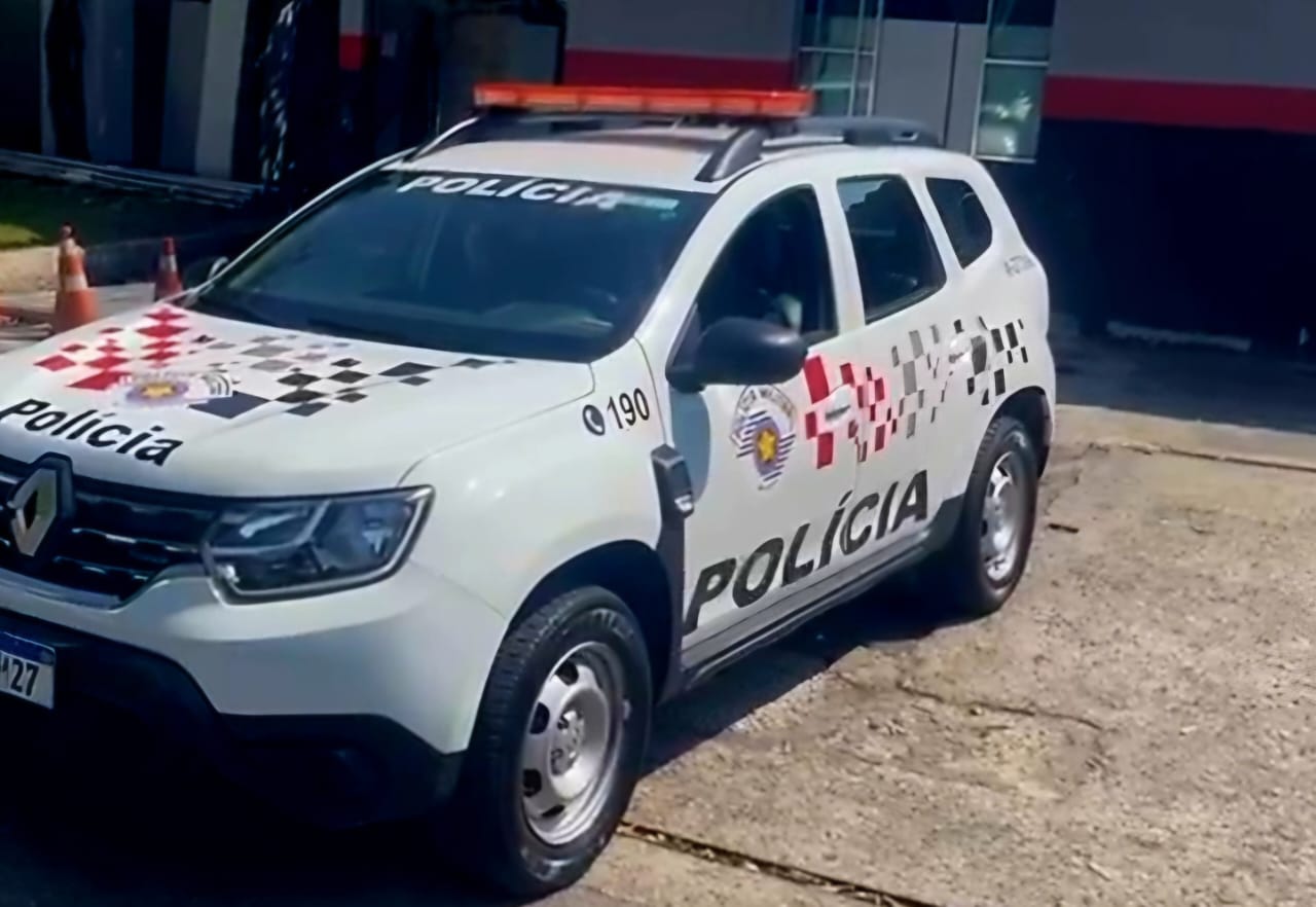 POLÍCIA MILITAR DETÉM INDIVÍDUO APÓS TENTATIVA DE ROUBO