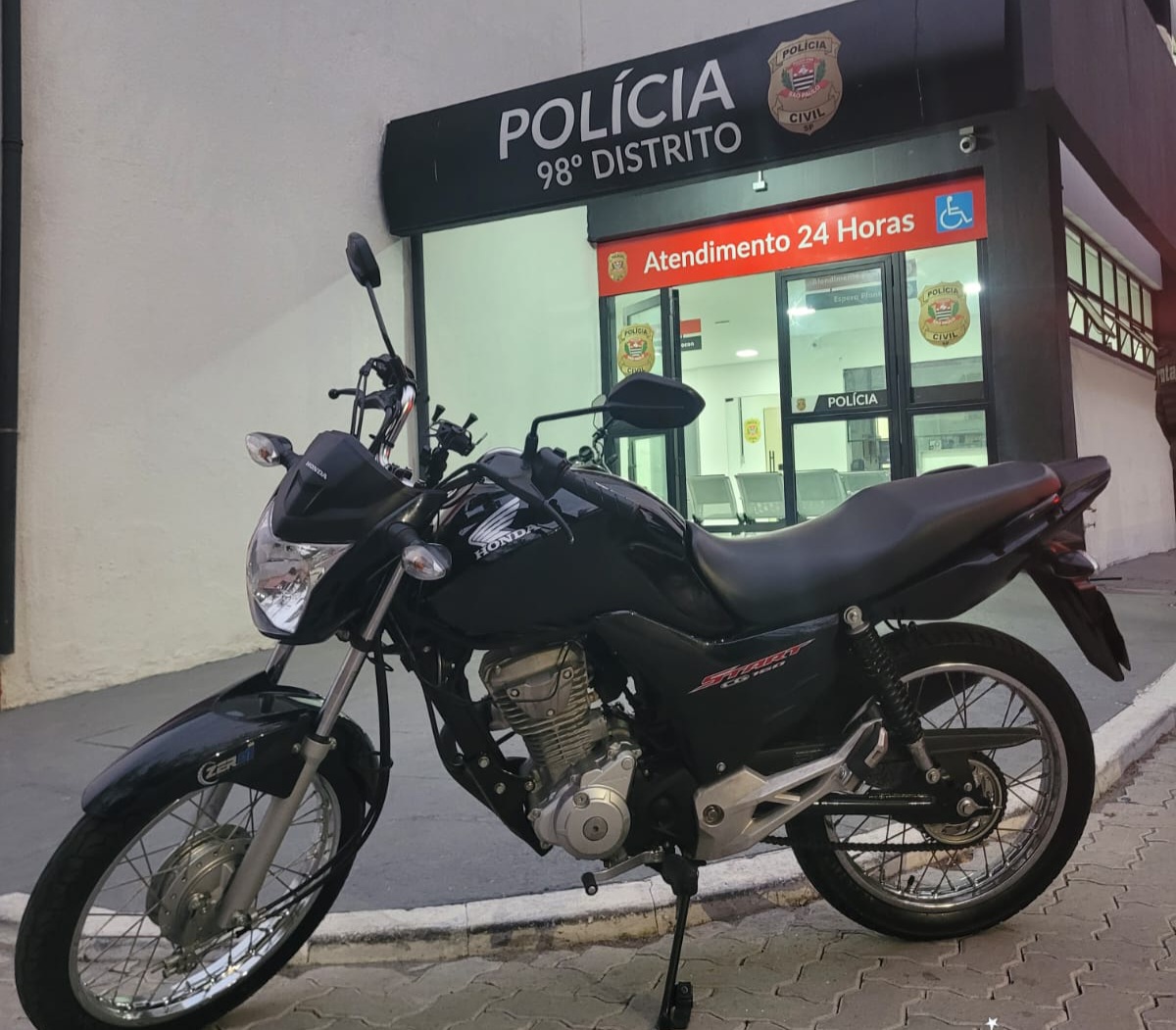 EQUIPE DE ROTA PRENDE CRIMINOSO E RECUPERA MOTOCICLETA FURTADA