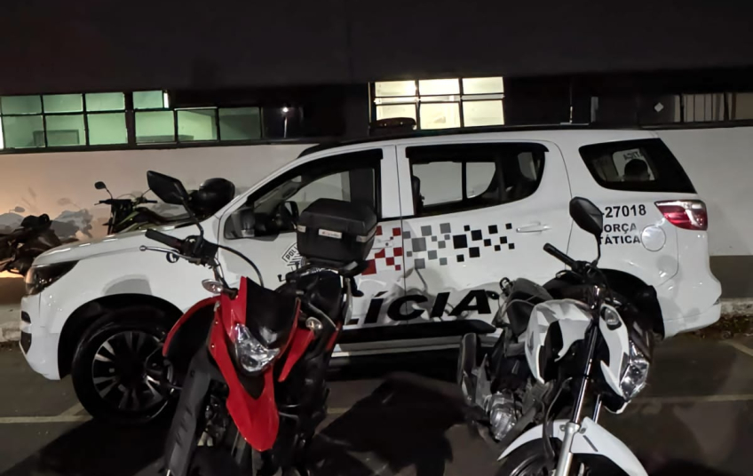 POLÍCIA MILITAR RECUPERA 02 MOTOCICLETAS ROUBADAS E DETÉM INFRATORES