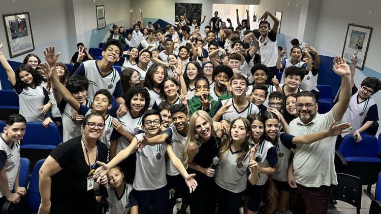 Escola municipal de São Caetano convida pais de alunos e realiza palestras sobre o mercado de trabalho