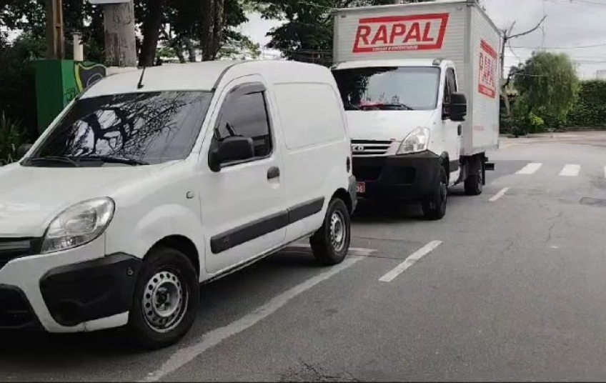 PM prende trio e resgata reféns durante roubo de carga em Osasco