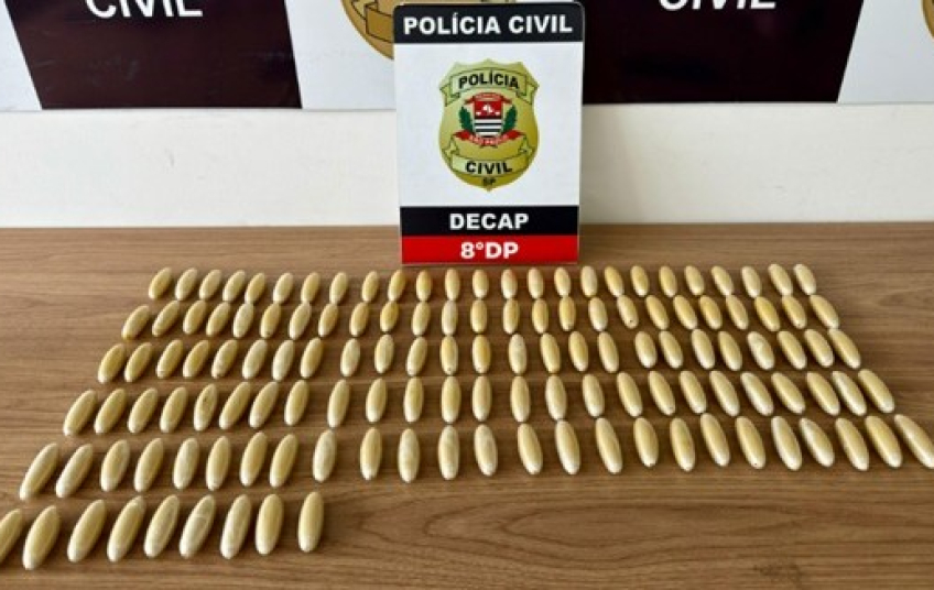 Casal é preso com cápsulas de cocaína no estômago e em garrafas de suco no centro de SP