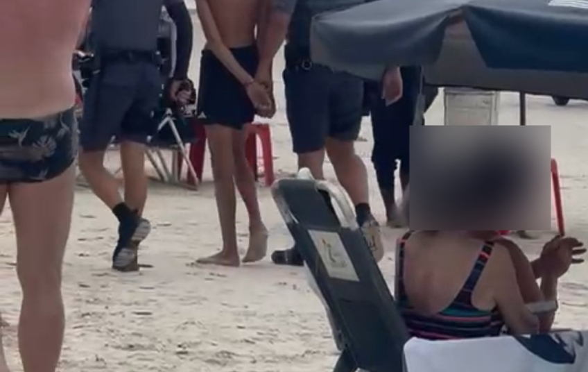 Em ação rápida, PM recupera corrente furtada de turista no Guarujá