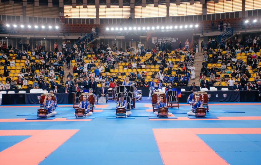 Atletas de São Bernardo participam das finais do Campeonato Paulista de Karatê