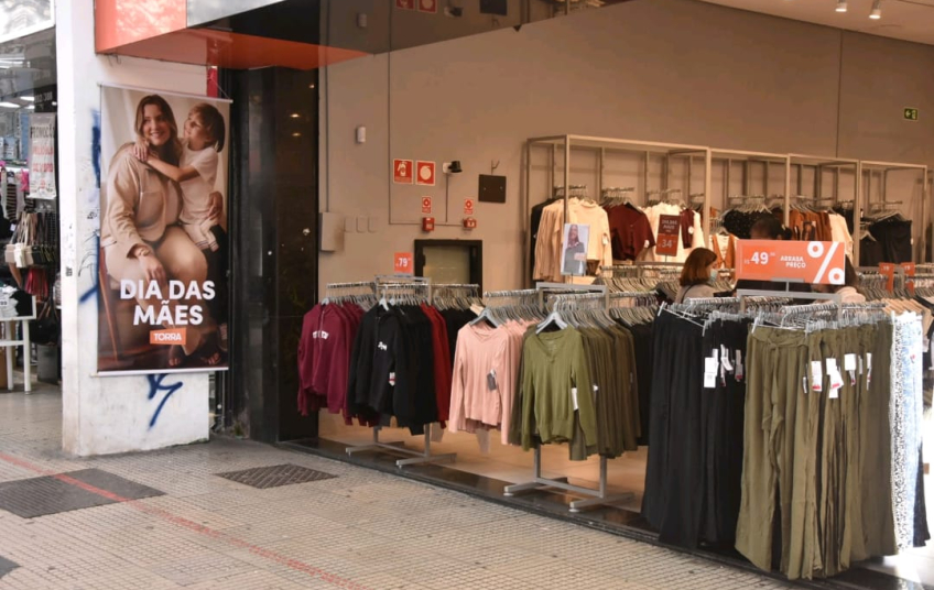 Procon Santo André orienta consumidores para compras do Dia das Mães