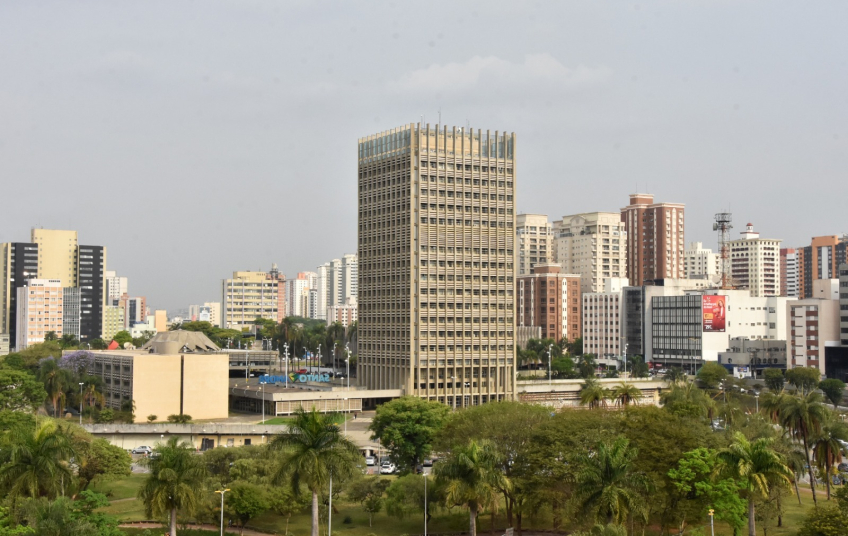 Prefeitura de Santo André define reajuste com aumento de 25% no abono e 12% na cesta básica