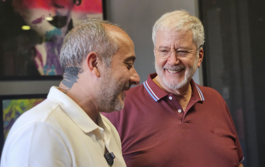 Voz icônica da dublagem brasileira, Márcio Seixas visita Ribeirão Pires e será narrador de documentário sobre vagão histórico