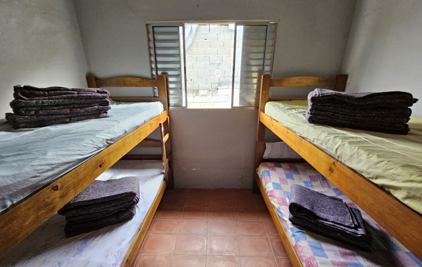 Fundo Social de Solidariedade de Ribeirão Pires realiza doação de cobertores à Casa de Acolhida