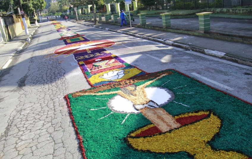 Corpus Christi 2025 será celebrado com missa, procissão e confecção de tapetes artesanais em Ribeirão Pires