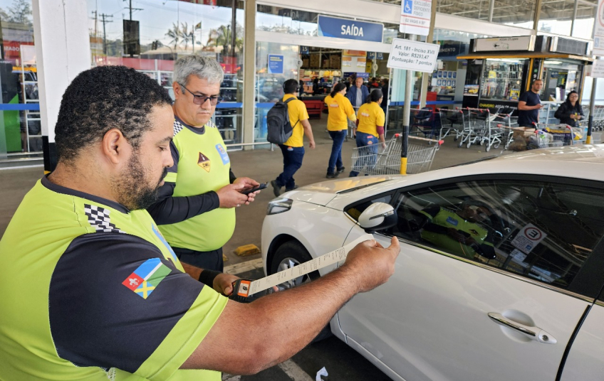 Prefeitura de Ribeirão Pires intensifica fiscalização contra estacionamento irregular em vagas especiais