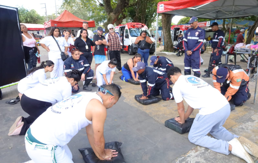 SAMU leva primeiros socorros e simulação realista ao Parque da Juventude na Semana da Juventude