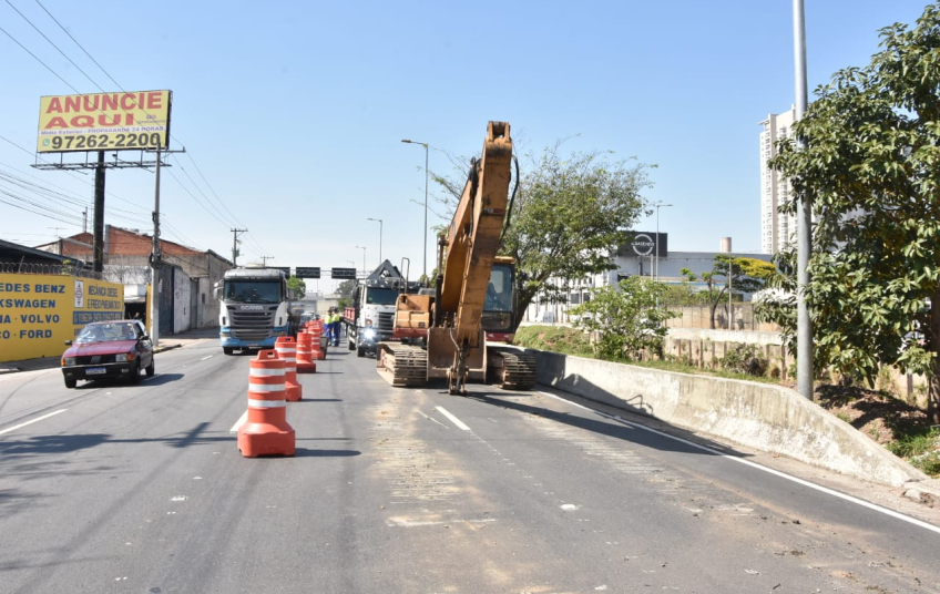 Santo André realiza obras de contenção do Rio Tamanduateí