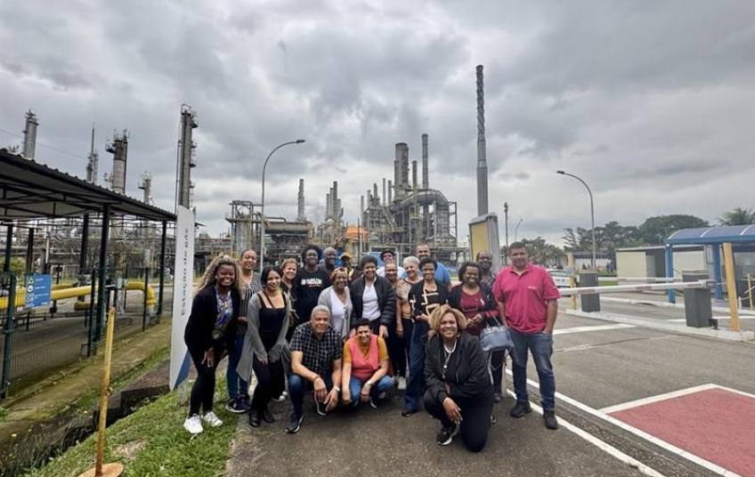 Formando Laços amplia diálogo com a comunidade e impacta mais de 3,4 mil pessoas no ABC em 2025